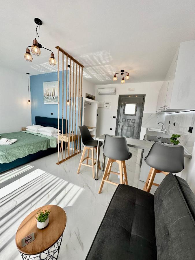 Royal Luxury Studios Archangelos  Luaran gambar