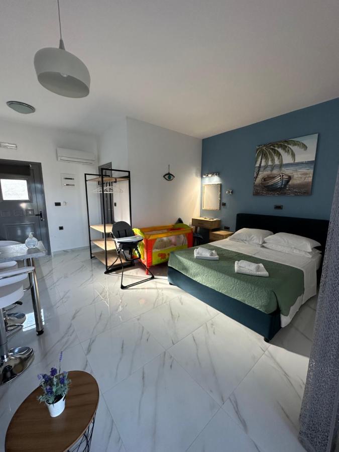 Royal Luxury Studios Archangelos  Luaran gambar